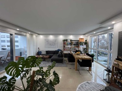 Moderne 4,5 Zimmerwohnung mit Einbauküche in Stuttgart