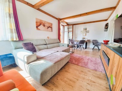 Charmante 3-Zimmer-Dachgeschoß-Wohnung mit Balkon, Tiefgarage und bester Lage in Obertrum