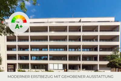 ** Helle Wohnung mit sonnigem Balkon | 2 Bäder | Parkett | Aufzug | Stellplatz | Energieeffizienz A+