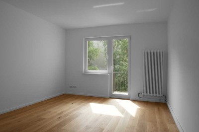 Bezugsfrei - Reichenberger-Kiez - frisch sanierte 2-Zimmer-Wohnung mit Süd-Balkon
