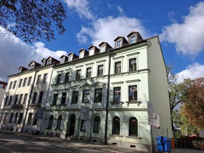 Gemütliche 2-Raum-DG-Wohnung in zentraler Lage !
