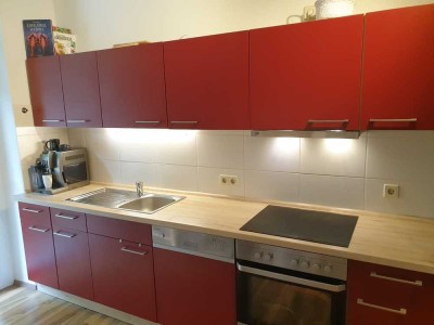 Große 2-Raum Wohnung mit Balkon im Stadtzentrum