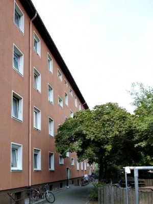 Renovierte 3-Zimmer-Wohnung in zentraler Lage ab sofort für Sie frei