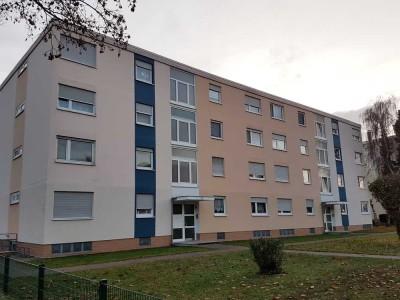 Vollständig renovierte 4-Zimmer-Wohnung mit Balkon und EBK in Bobenheim-Roxheim