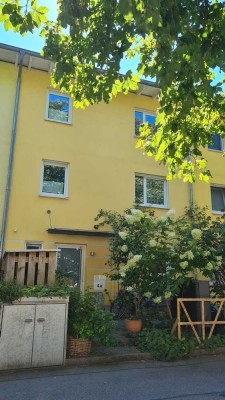 familienfreundliches Stadthaus in superzentraler Lage mit Wärmepumpe, Balkonkraftwerk & Wintergarten