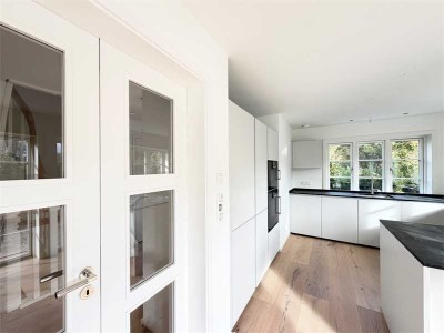 Neubau Haushälfte unter Reet in ruhiger Lage - für die Ferienvermietung genehmigt