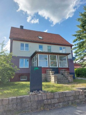 Geräumiges, günstiges und modernisiertes 11-Raum-Einfamilienhaus in Elend