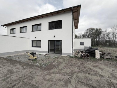 Erstbezugstraum mit Garten &amp; Garage: 159m² DHH in St. Florian am Inn, Oberösterreich für 440.000,00 €