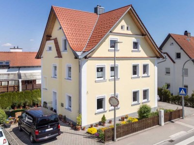 Doppelhaushälfte mit Garten, Stellplatz und Ausbaureserve