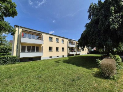 Frisch renovierte 3,5 Zimmer Wohnung im Neufahrner Norden