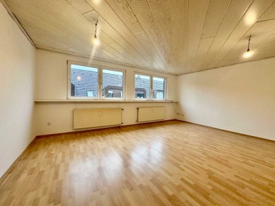 Wunderschöne 3 Zimmer Wohnung + Stellplatz in Oberhausen Altstadt Mitte