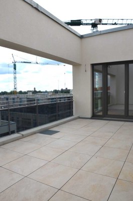 ***Stilvoll wohnen über den Dächern Berlins – mit Sauna, Kamin & Sonnenterrasse+Loggia***