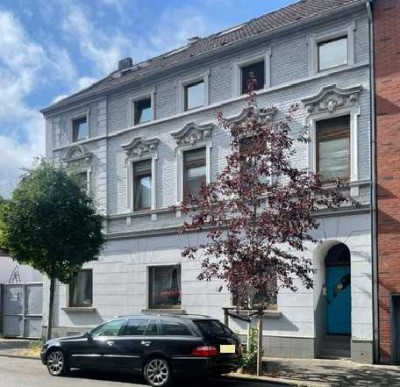 Charmantes 3-Fam.-Haus... nur 250 Meter vom Rhein entfernt!