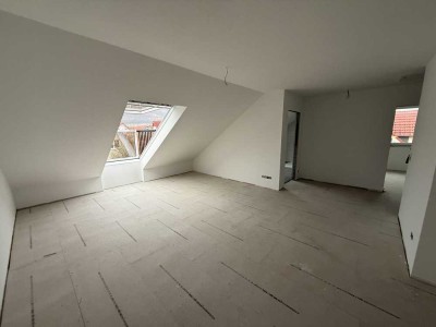 Erstbezug: Schöne 2-ZKB-DG Wohnung mit Einbauküche