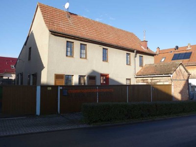 Einfamilienhaus mit Garage in Mechelroda