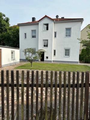 Zweifamilienhaus sucht Großfamilie