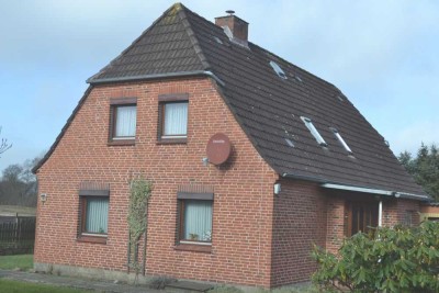 Verkauf eines Wohnhauses in fast Alleinlage und Waldnähe