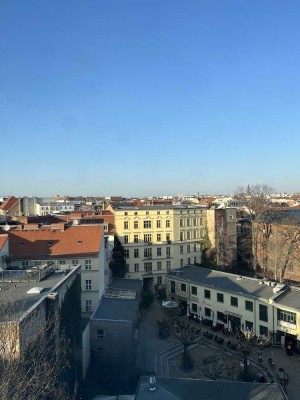 Exklusives möbliertes Loft in Berlin-Mitte - 137 m² mit Terrasse und atemberaubender Aussicht