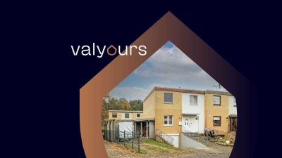 Familientraum am Reihenende: viel Platz, moderne Küche und gemütlicher Kamin