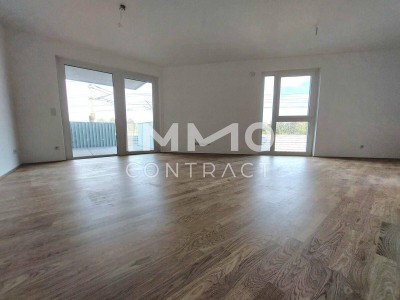 große Terrasse schöne 3 Zimmer