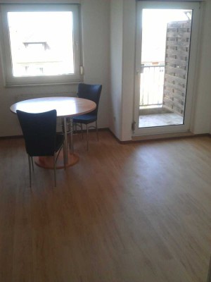 1 Zimmer-Wohnung mit Balkon in Auerbach