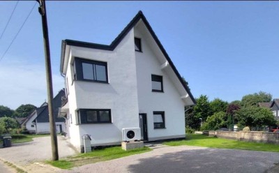 Neubau-Doppelhaushälfte mit 6,5 Zimmern in Essen-Überruhr-Hinsel