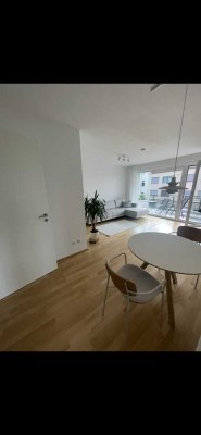 Befristet 6 Monate & möbliert - 3 Zimmer Wohnung im Zentrum mit Option auf Verlängerung