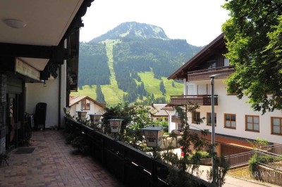 Außergewöhnliche... neu sanierte, 2 Zimmer-Wohnung in Bad Hindelang