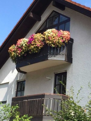 Sehr gemütliche und helle 2-Zimmer-DG-Wohnung in München-Solln