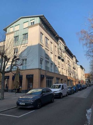 3,5 Zi-Wohnung, renoviert, direkt in der Stadtmitte Stuttgart