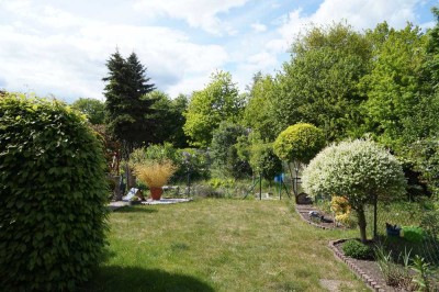 schönes Grundstück im Grünen+ sofort beziehbares Einfamilienreihenhaus in Schwerin - Friedrichsthal