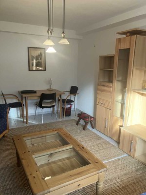 Helle 2,5-Zimmer Wohnung in Seeheim-Jugenheim mit EBK