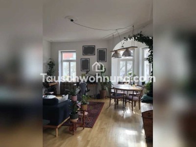 Tauschwohnung: Sonnige 2-Raum-Altbauwohnung mit Balkon