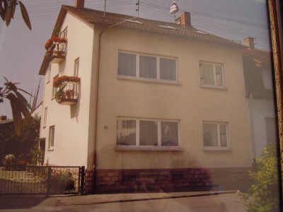 Schöne 2-Zimmer-Wohnung mit Balkon in Hirschberg-Leutershausen