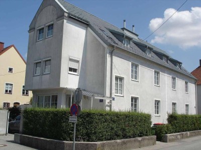 Privat: Sehr schöne und ruhige 3-Zimmer-Mietwohnung (1. OG) in St. Pölten zwischen Zentrum, Regierungsviertel und Traisenfluß