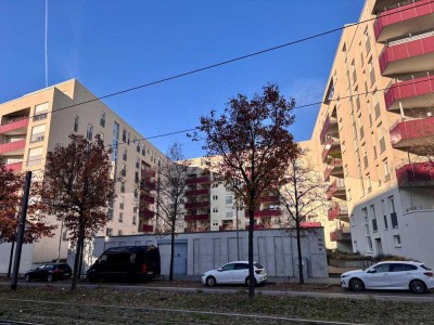 Moderne 2-Zimmer Wohnung mit Balkon im 5. OG in Frankfurt Bockenheim