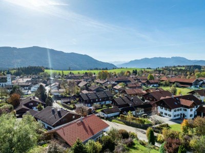 Traumhaus mit Bergblick im Tölzer Land! 300 qm W-/Nfl. - Handwerkskunst, Design & modernste Technik