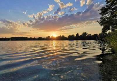 Ⓣop Secret Sale. Seeufergrundstück für Wasserbegeisterte. Am Weßlinger See/Wörthsee. Bald verfügbar.