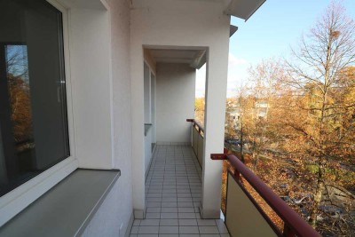 Für Sparfüchse...günstige 3-RW mit Wanne & Balkon!!!