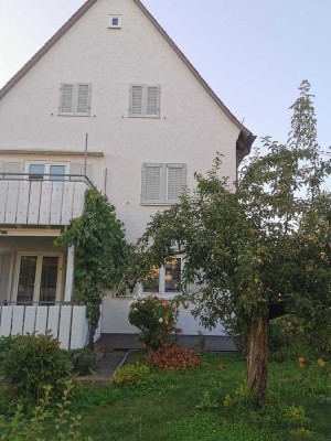 Exklusive 3-Zimmer-Wohnung mit EBK in Stuttgart