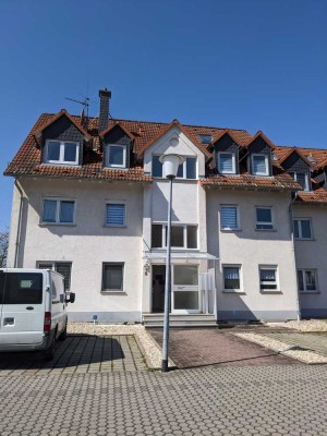 Schöne 2,5 Maisonette-Eigenturmswohnung im Neubau mit Balkon und Stellplatz in Queis