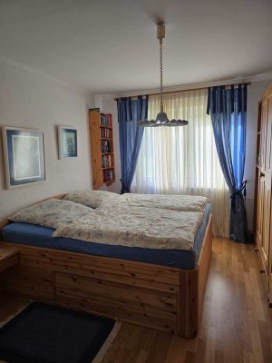 Vollmöblierte Terrassenwohnung auf Zeit sucht nette/n Bewohner/in