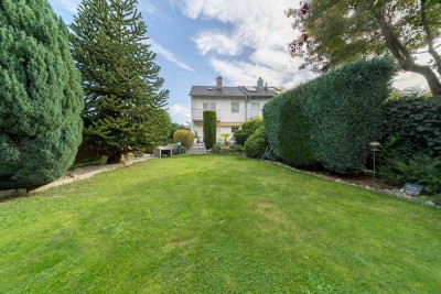 Reihenendhaus mit tollem Garten und Garage