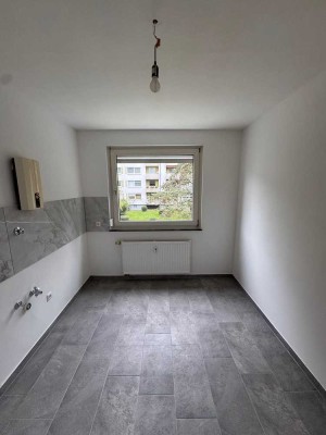 Modernisierte 2,5 Zimmerwohnung mit Balkon