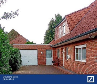 VB! Ebenerdiger Bungalow mit ausgebautem Dachgeschoss