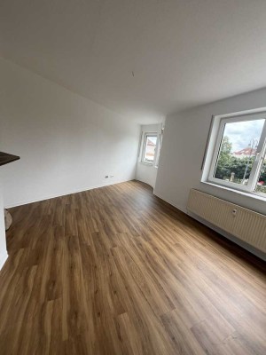 Exklusive, modernisierte 1,5-Zimmer-Wohnung mit EBK in Brühl
