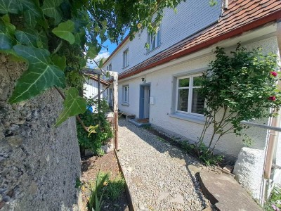 Renovierte 3-Zimmer-Wohnung mit Einbauküche in Gaienhofen