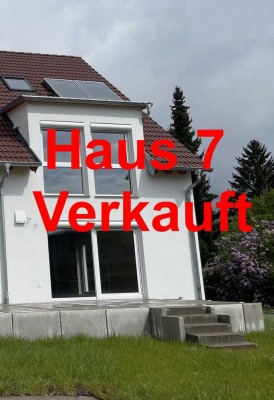 HAUS 7  IST VERKAUFT - NUR HAUS 5 STEHT NOCH ZUR VERFÜGUNG - SOFORT BEZUGSFERTIG -