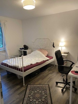 3-Raum-Wohnung in Essen-Frohhausen ( jährlich vertrag)