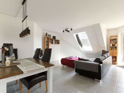 Charmante Maisonette-Wohnung mit Balkon und Tiefgaragenstellplatz